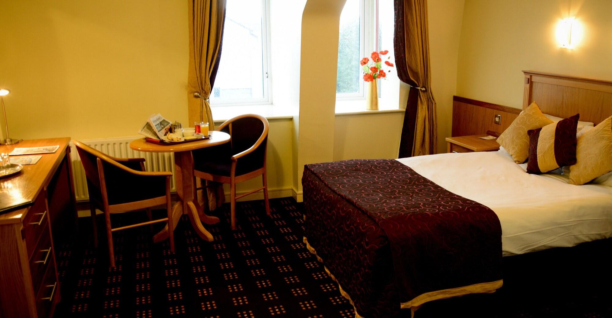Bush Hotel County Leitrim Екстер'єр фото
