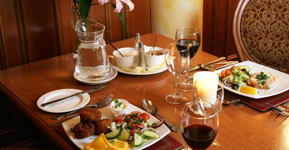 Bush Hotel County Leitrim Екстер'єр фото